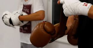 2012 london olympic medalist, 6th times aiba world women boxing champion, arjuna, rajiv gandhi khel ratna, padma shri, padma bhushan awardee. Coronavirus Mary Kom Coach Nieva Weigh In On Boxers Sparring In Times Of Social Distancing