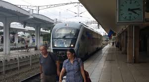 Program cu mersul trenurilor in iasi, orar plecari si sosiri trenuri iasi, mersul trenului cfr, preturi bilete tren iasi si durata calatoriilor. Pe Ce Rute Va Relua Cfr PanÄƒ La 1 Iunie CirculaÈ›ia Trenurilor Suspendate In Timpul StÄƒrii De UrgenÈ›Äƒ News Romania