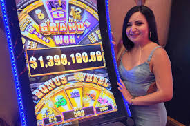 Find the best progressive jackpots to play online with tips & tricks to help you win (updated for july 2021). Buffalo Grand Progressive Jackpot Hits For 1 390 165 06 Las Vegas Review Journal