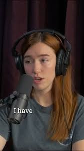 Nikki Arnell's Instagram, Twitter & Facebook