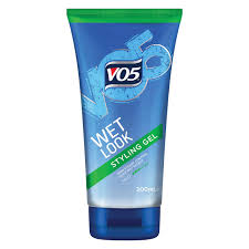 Once you find the right one, you'll be able to create all your fave looks. Vo5 Wet Look Hair Styling Gel 200ml Buy Online In Kuwait At Desertcart Com Kw Productid 48579603