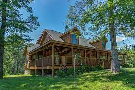 From 1 bedroom value cabins to 11 bedroom luxury cabins, american patriot getaways has the pet friendly cabin in pigeon forge for your smoky mountain getaway. Bearadise 4 Us Luxury 3 Bedroom Pigeon Forge Cabin Rental Luxury Cabin Rental Cabin Luxury Cabin