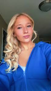 Isabella Newcomb's Instagram, Twitter & Facebook