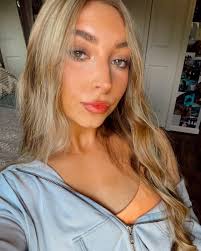 liv (@olivia.ney) • Instagram photos and videos