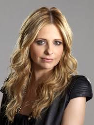 Sarah michelle gellar ( nice legs ) #sarahmichellegellar (i.redd.it). Sarah Michelle Gellar Filmstarts De