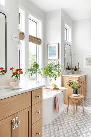 Hi beach pretty friends, i honestly do not know which room or detail that i love the most in this house, which is designed by the talented interior design company lucy interior design. House Tour This Lake Josephine Cottage Is So Beach Pretty