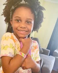 Shanta Davis (@shanta.danielle) • Instagram photos and videos