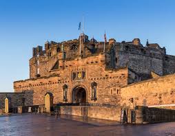In the winter, the castle closes at 5 pm. A Brief History Of Edinburgh Parliament House Hotel