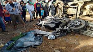 Kumpulan berita kecelakaan bus terbaru hari ini. Kronologi Kecelakaan Maut Tanjung Raya 2 Pontianak Hari Ini 13 Desember Cek Identitas Kendaraan Tribun Pontianak