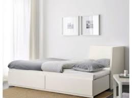 Divano letto ikea quale scegliere divano letto ikea modelli divano due posti divano tre posti divano letto matrimoniale nei divani letto matrimoniali ikea, la facilità con cui funziona il meccanismo di apertura è quest'ultima soluzione, al prezzo di euro 2009, ha una garanzia di validità pari a 10 anni. Letti Ikea 83 Foto Modelli Estraibili E Pieghevoli Con Cassetti Struttura In Legno A Due Piani E Pieghevole A Una Piazza E Mezza Struttura Bianca Recensioni