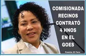 LA FAMILIA BENDECIDA 5 miembros de su familia trabajan directamente en  cargos públicos. 💵 Efrén Bernal (esposo): embajador de El Salvador en  Rusia. Salario $9,000 💵 Susana Recinos (hermana): ganó el contrato