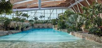 Vous êtes allé à center parcs sherwood forest ? Subtropical Swimming Paradise Water Park Holidays Center Parcs