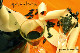 Lasciare riposare il liquido a temperatura ambiente fino a quando si sarà. Come Fare Il Liquore Alla Liquirizia In Casa