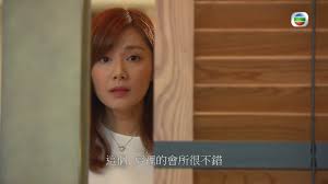 湯洛雯（英語：roxanne tong lok man，1987年5月6日－），香港女演員、主持及模特兒，現為無綫電視經理人合約藝員。 湯洛雯是前亞視藝員湯鎮宗女兒和前無綫當家小生湯鎮業姪女。 æ–°æ™‰tvbç•¶ç´…å°èŠ±ç´ é¡é€›è¡—è¢«è¨˜è€…è·Ÿæ‹é©šç¾é›™ä¸‹å·´ Pttæ–°èž