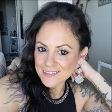 Stacey Titus's Instagram, Twitter & Facebook