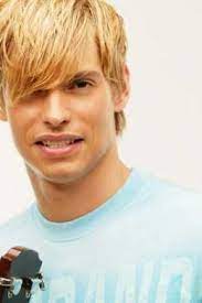 Cantautor venezolano padre feliz y con nuevo disco management@mustproducciones.com. Carlos Baute Ecured
