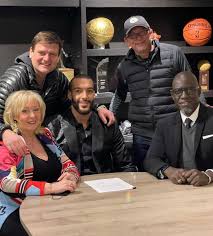 The official site of the national basketball association. Ben Anderson On Twitter Rudy Gobert His Mother His Agent And The Utahjazz Brain Trust Dennis Lindsey And Justin Zanik At His Contract Signing Https T Co Vzwpxussrf