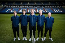 ↑ 44.0 44.1 como la mayoría sabéis no voy a seguir trabajando en el schalke04 en 2020. Fc Schalke 04 Esports Stellt Neuen League Of Legends Kader Vor Esports Schalke 04