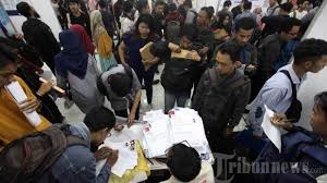 Mampu bekerja mandiri dan efektif bekerja dalam tim. Pemkot Surabaya Gelar Job Fair Ada 551 Lowongan Pekerjaan Yang Tersedia Catat Jadwal Dan Lokasinya Tribun Madura