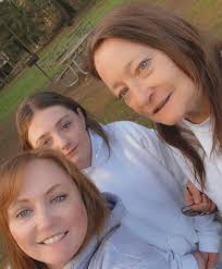 Mary Swann's departure from this world has deeply affected us all. As we  mourn this loss, please share your messages of sympathy and support,  helping us to remember the joy and light