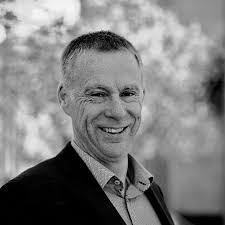 Aaron Stead's Instagram, Twitter & Facebook