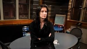 Captain donald cragen oversees the unit with his tough but supportive approach, guiding the squad through everyday challenges. Law Order Special Victims Unit Season 22 English Subtitles Free Download