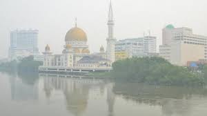 Bacaan ipu antara 0 dan 50 dikategori sebagai baik, 51 hingga 100 (sederhana), 101 ke 200 (tidak sihat), 201 hingga 300 (sangat tidak sihat) dan 300 ke atas (bahaya). Jerebu Banting Catat Ipu Tak Sihat Setakat 1 Tengah Hari