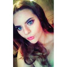 Carley Ball✌️ (@carleyball)