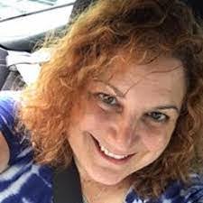 Lori Hiler's Instagram, Twitter & Facebook