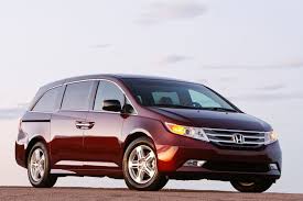 best fuel efficient minivans