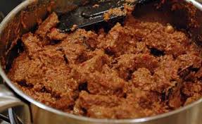 Daging penuh balutan bumbu khas dengan citarasa menyerap sempurna dan tekstur empuk memang sulit untuk dilupakan. Resep Rendang Asli Minang Resepkulezat