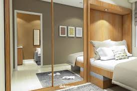 Tempat tidur sekaligus lemari pakaian atau tempat tidur laci adalah sebutan sebutan lain untuk jenis tempat tidur ini, atau bisa juga kita tempat tidur dengan desain seperti ini adalah salah satu model desain yang di tujukan untuk menyelesaikan luas ruang yang terbatas dalam sebuah rumah. 6 Desain Lemari Pakaian Untuk Kamar Sempit Kumparan Com