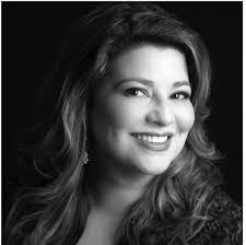 Heather Knowlton's Instagram, Twitter & Facebook