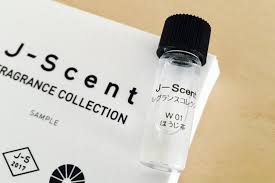 香水にもほうじ茶 メイドジャパンの ほうじ茶の香水 J Scent 使ってみた 茶活 Chakatsu