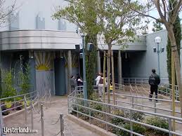 Intuitive fred888: Whoopi Goldberg as Queen Califia of California until  2008 at Disneyland?