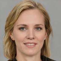 Samantha Silverstein's Instagram, Twitter & Facebook