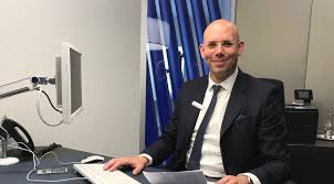Neuss Deutsche Bank Erstrahlt In Neuem Glanz