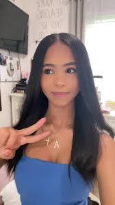 Alyssa Land's Instagram, Twitter & Facebook