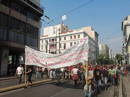 Προπύλαια περικύκλωση μαθητών από μπάτσους. Syllalhthrio Foithtwn Sta Propylaia In Gr