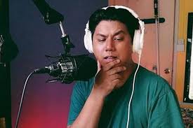― picture via facebook/dee kosh follow us on instagram and subscribe to our telegram channel for the latest updates. Celebs Aware React To Sexual Allegations Against Dee Kosh Latest Singapore News The New Paper