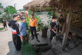 Khun Há: Giữ truyền thống nghề rèn của người Mông