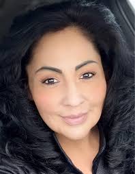 An inside look at one inmate's relationship with a sugar daddy. Stream  Prison Girls free