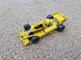 Image result for Jaune 1977 Renault