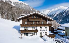 Clean, spacious rooms, friendly staff, kind waiters in the restaurant, excellent food, great spa. Haus Crystal Solden Apart Crystal Langenfeld Crystal Lake Solden Ihr Urlaub Im Otztal In Tirol