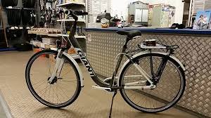 2rad Borgartz Ihr Fahrradexperte Aus Duisburg Alles Rund Um Fahrrader Motorroller E Bikes Faltrader