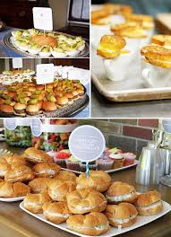 Ideas Para Organizar Un Baby Shower Economico En Tu Casa Comida Baby Shower Comida Para Eventos Comida Para Baby Shower Recetas