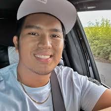 Caryl Lopez's Instagram, Twitter & Facebook