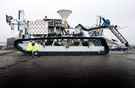 Subsea Crawler Allow For Underwater Exploration By Staying In Direct Contact With The Seafloor Buoyancy Floating Autonomous Underwater Vehicles Auv