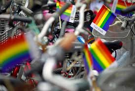 Di bulan juni tahun lalu kementerian kesehatan meluncurkan sebuah kontes tentang bagaimana mencegah homoseksualitas dan transgenderisme. Malaysia Akan Perketat Hukum Lgbt Republika Online