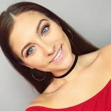 Melody Samuels's Instagram, Twitter & Facebook